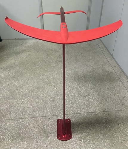 Hydrofoil-in-Surfing-plate-base-aluminum-mast