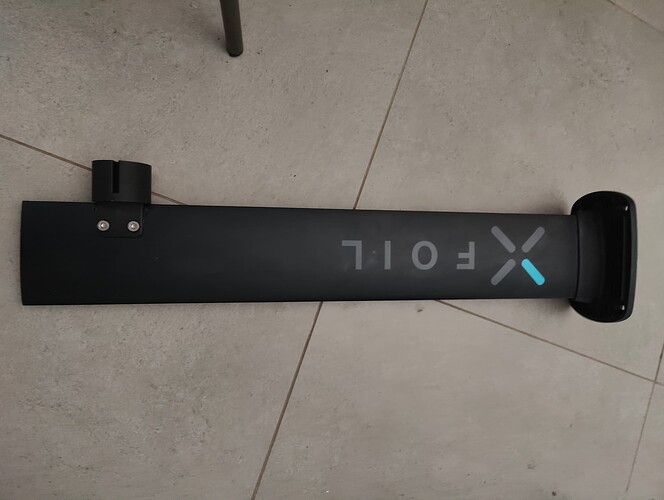 1000140560